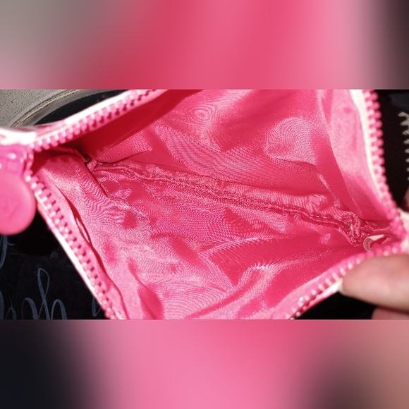 ❤️FREE WITH PURCHASE❤️Cosmetics Bag - Picture 3 of 4